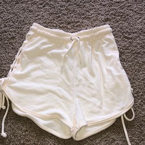 Cream Missguided shorts